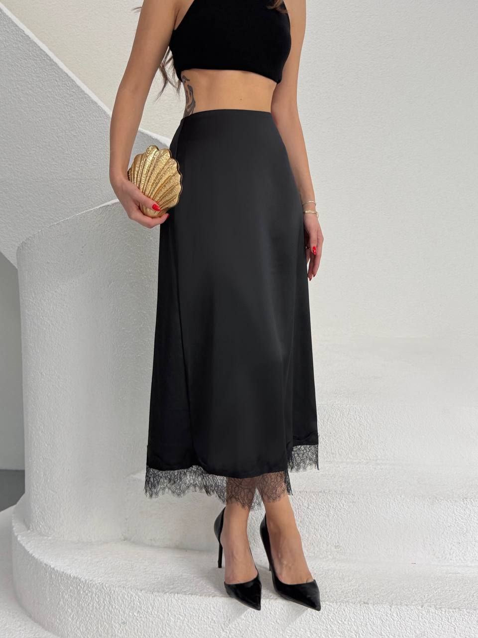 Signature Lace Hem Skirt